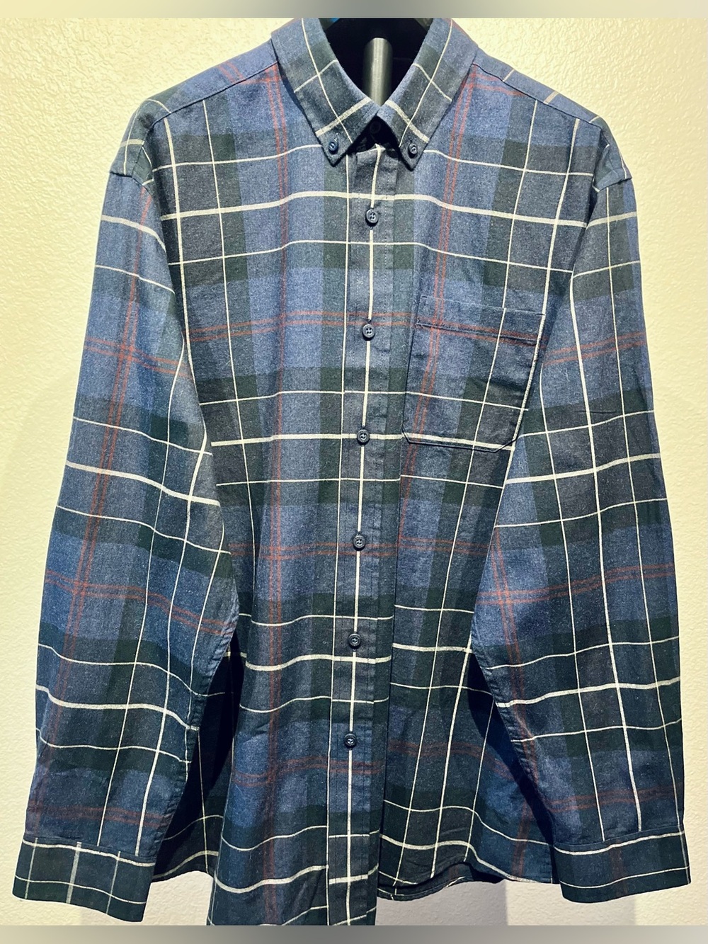 Haggar Navy and Black Windowpane Plaid Button-Down Shirt - Size L (Men’s)